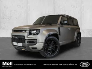 Land Rover Defender V8 110 4.4 Benzin P635 OCTA HUD El. Pan