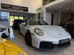 Porsche 992.2 2 Carrera Cabrio 4 GTS *LIFT*SCARI
