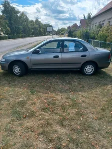 Mazda 323 S Limosine Automatik