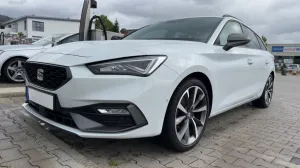 Seat Leon 1.5 eTSI ST FR (AHK + Winterreifen)