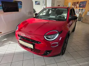 Fiat 600 Hybrid La Prima