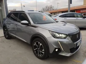 Peugeot 2008 PureTech 100 S&S Allure Navi Pack