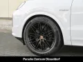 Porsche Cayenne E-Hybrid Coupe Surround-View Head-Up