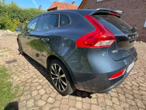 Volvo V40 T3 Geartronic Momentum Automatik