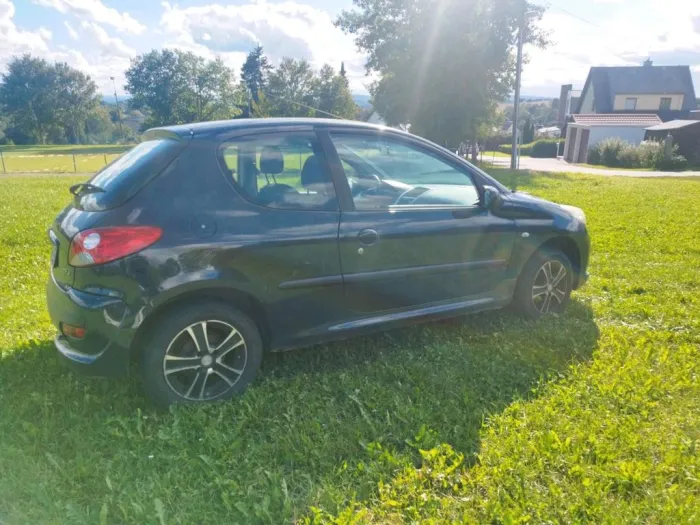 Peugeot 206+