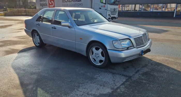 Mercedes-Benz S 500