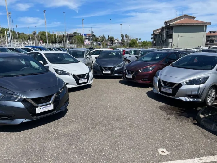 Nissan Micra 5 porte 2021 vari colori