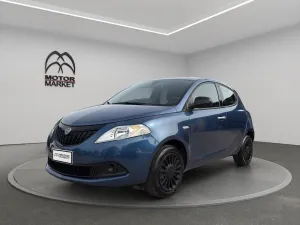 Lancia Ypsilon 5 Porte 1.0 FireFly Hybrid Silver
