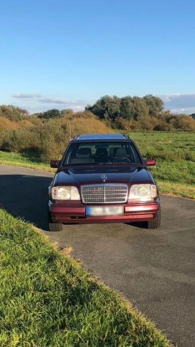 Mercedes-Benz Mercedes Benz T -Model 200 W124