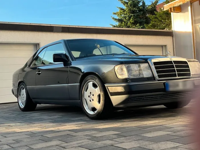 Mercedes-Benz 300 CE W124 Coupé - AMG  Sty...