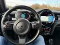 MINI Cooper Cabrio 8-fach bereift auf Felgen