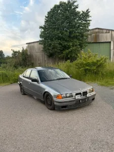 BMW Bmw E36 316i Limousine M43b16 Schalter S-Dach
