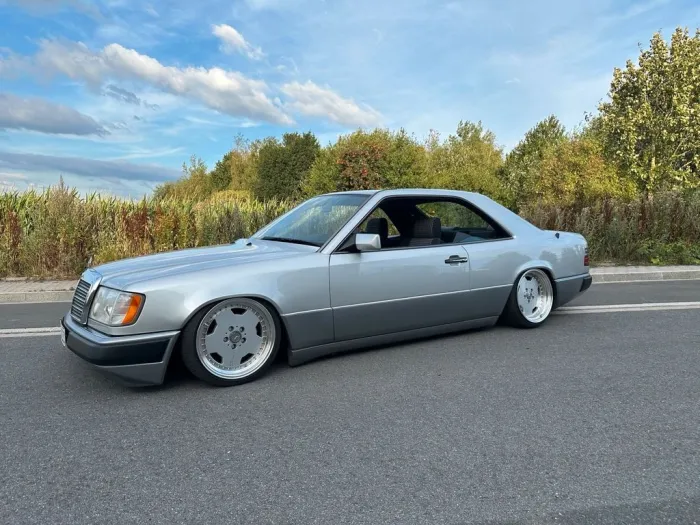 Mercedes-Benz Mercedes Benz 300CE W124 Airride