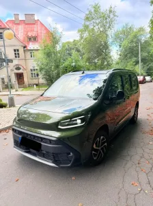 Toyota Proace City 1,5-l-D-4D 96kW L2 Teamplayer AT...