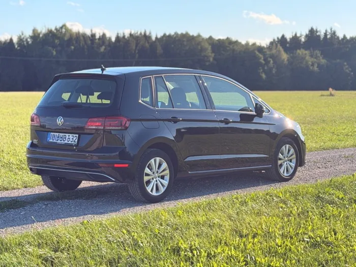 Volkswagen Golf Sportsvan 1.6 TDI SCR DSG Comfortline C...