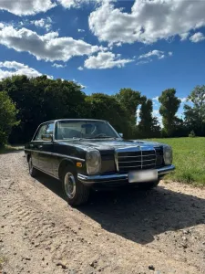 Mercedes-Benz 230/4 (W115)  Oldtimer 1974