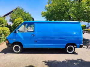 Renault Trafic I T1300 Transporter Kastenw...