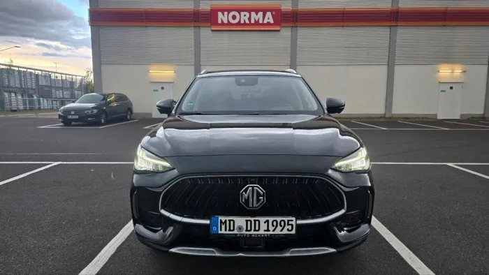 Other Auto MG Luxury HS 2024