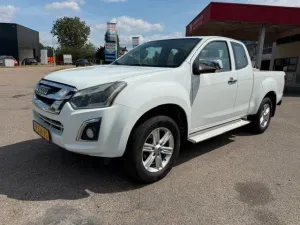 Isuzu D-Max Extra  Cab 4WD IINSTYLE !AUTOMAAT -KLIMA !