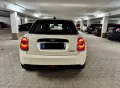 MINI Cooper 5-Türer Automatik Creme/Weiss