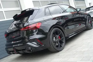 Audi RS3 Sportback RS-Schalens. CarbonSpoiler HUD 360