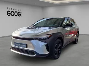 Toyota bz4X X-MODE Lounge Panorama Navi Memory Sitze So