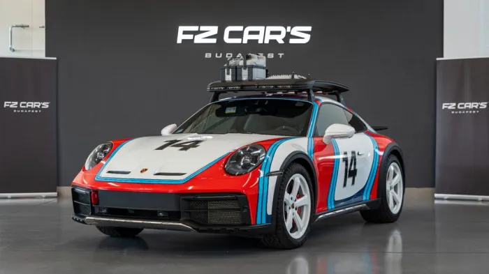 Porsche 992 Dakar