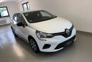 Renault Clio E-TECH Hybrid  quilibre LED