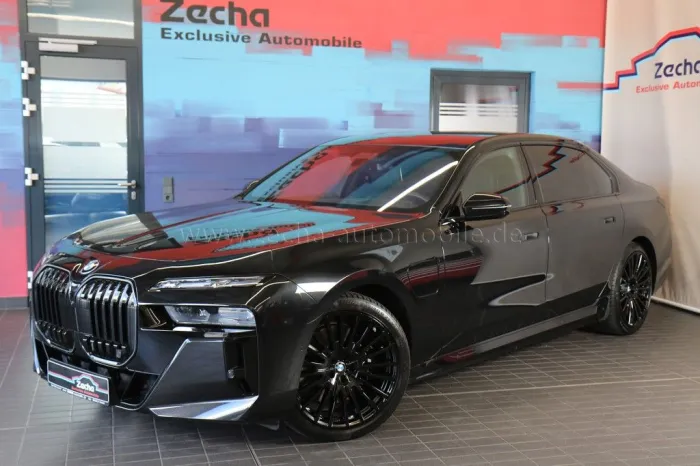 BMW 750 e xDr. M-SportPRO.Executive.FondEnt.PanodSKY