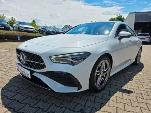 Mercedes-Benz CLA 200 d Kamera/LED/AMG Line