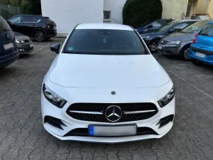 Mercedes-Benz A180 AMG - Voll - MBUX - Ambiente - AR-Navi - TW