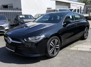 Mercedes-Benz CLA 180 Shooting Brake MBUX Kamera 1.Hand