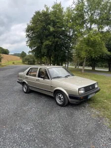 Volkswagen vw Jetta II H-Zulassung LA7V Polarsilber M...
