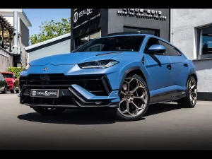 Lamborghini Urus PERFORMANTE°BLU GRIFO MATT°AKRA°5yr SERVICE
