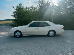 Mercedes-Benz Mercedes Benz W210 270cdi rostfrei