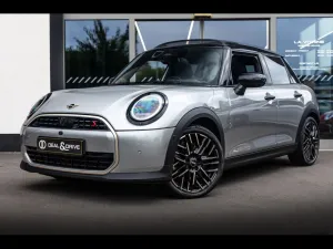 MINI Cooper S 5-TÜRER AUTO FAVOURED TRIM°XL°WARR 5/30