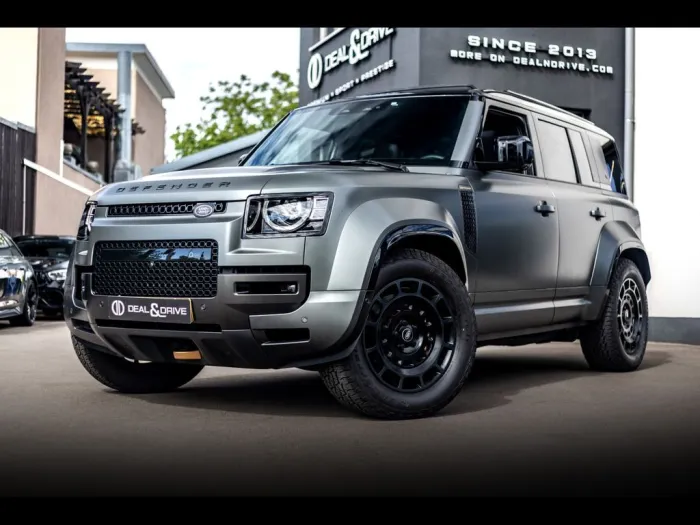 Land Rover Defender 110 V8 P635 OCTA EDITION ONE°WARR 06/30