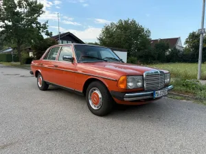 Mercedes-Benz 230 (Baureihe W123)