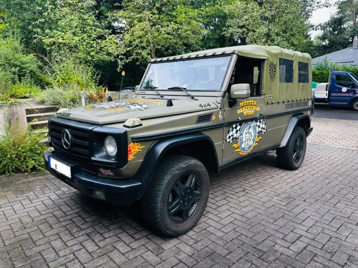Mercedes-Benz G 320