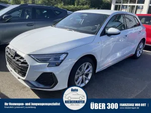 Audi A3 Sportback 35 TFSI S-tronic S-LINE, AHK, Matri