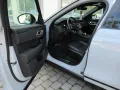 Land Rover NEW D300 DYN SE HEAD-UP BLACK PANO 3D+eAHK NP101