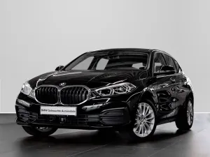 BMW 118i Advantage, Kamera, Wireless Charging
