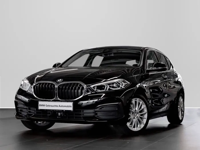 BMW 118i Advantage, Kamera, Wireless Charging