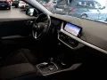 BMW 118i Advantage, Kamera, Wireless Charging