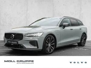 Volvo V60 T8 AWD Plus Dark Plug-in Hybrid STANDHZG 360