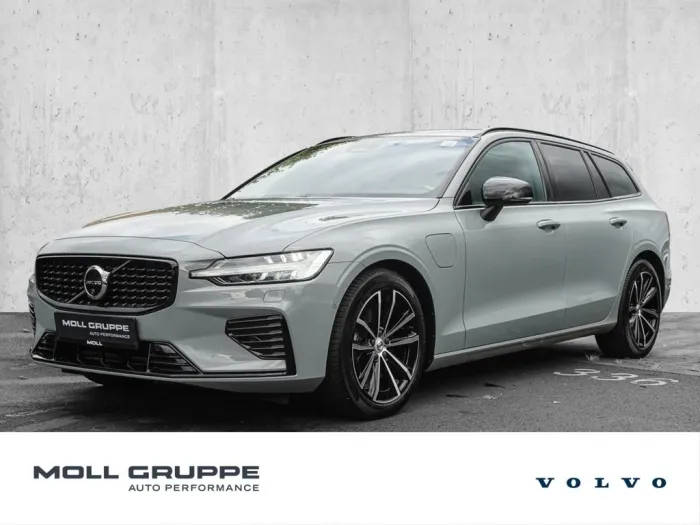 Volvo V60 T8 AWD Plus Dark Plug-in Hybrid STANDHZG 360