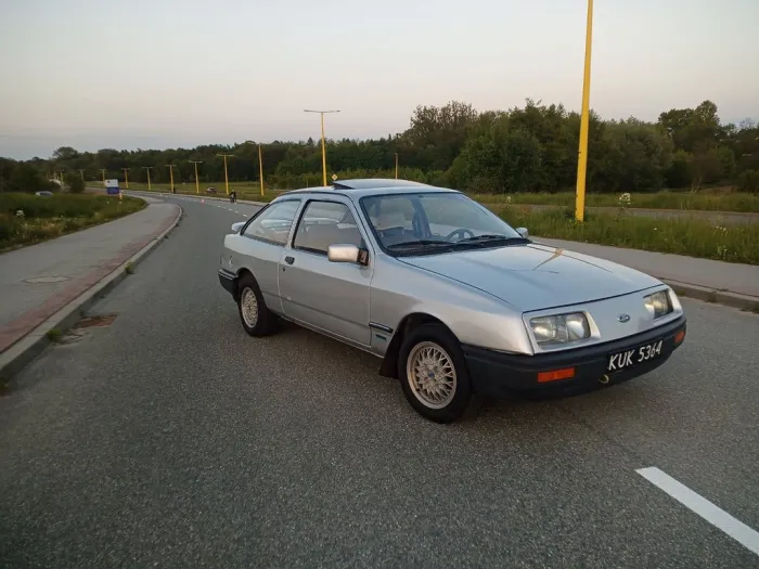 Ford Sierra MK1 2.0 Coupe 