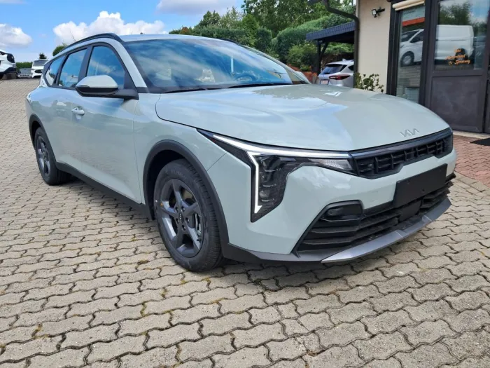 Kia K4 1.6 T-GDI 110 kW DCT  Kamera,SH,Klimaautomati