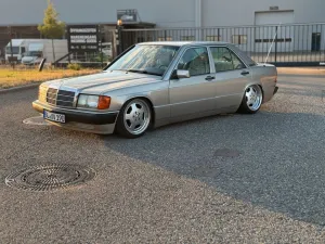 Mercedes-Benz Mercedes W201 190E - 2.0 - Automatik - Air...