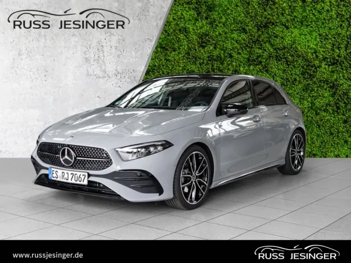 Mercedes-Benz A 180 Kompaktlimousine Pano*AHK*2xKlima*AUT*Kam.